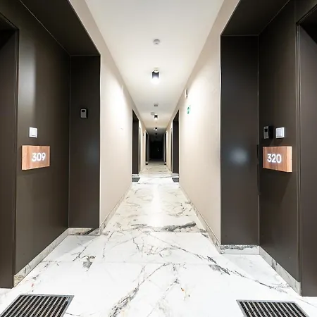 شقة 3l Kollataja 7a