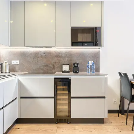 3l Kollataja 7a كولوبرزيغ