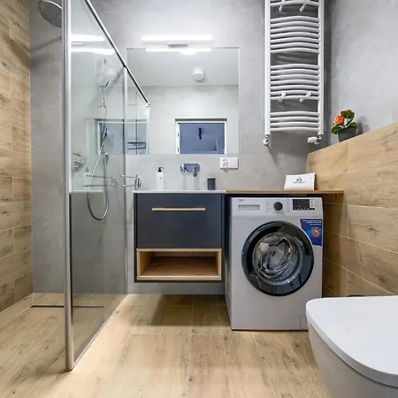 Daire 3l Kollataja 7a *